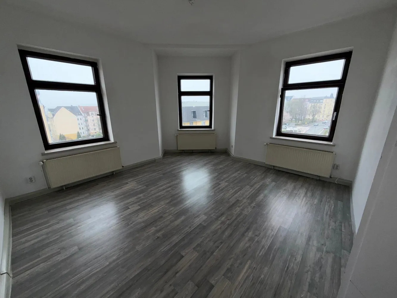 3 Zimmer Wohnung mit 59 m² in Plauen – Bild 1