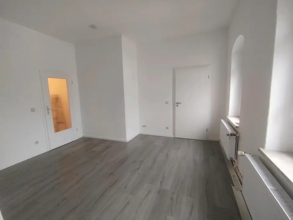 4 Zimmer Wohnung mit 98 m² in Zwickau – Bild 2
