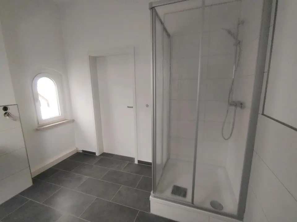 4 Zimmer Wohnung mit 98 m² in Zwickau – Bild 7