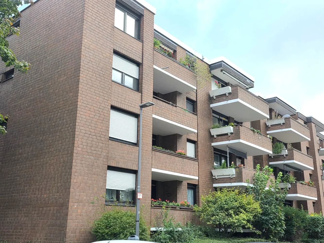 2 Zimmer Wohnung mit 67 m² in Krefeld – Bild 1