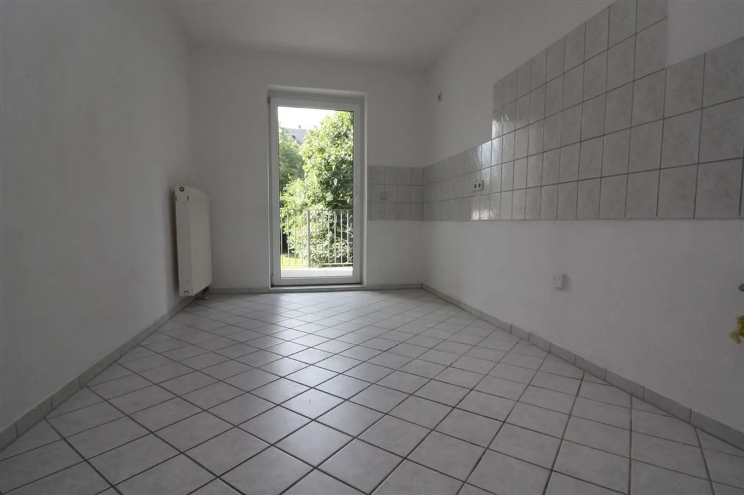 1 Zimmer Wohnung mit 40 m² in Plauen – Bild 3