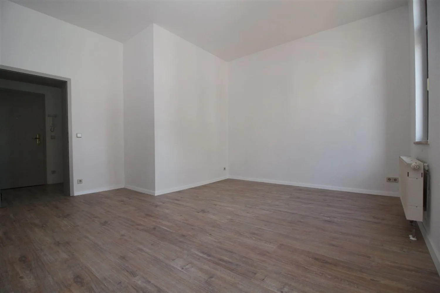 1 Zimmer Wohnung mit 40 m² in Plauen – Bild 6