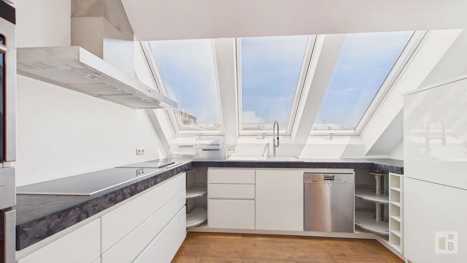 4 Zimmer Wohnung mit 148 m² in Mainz – Bild 2