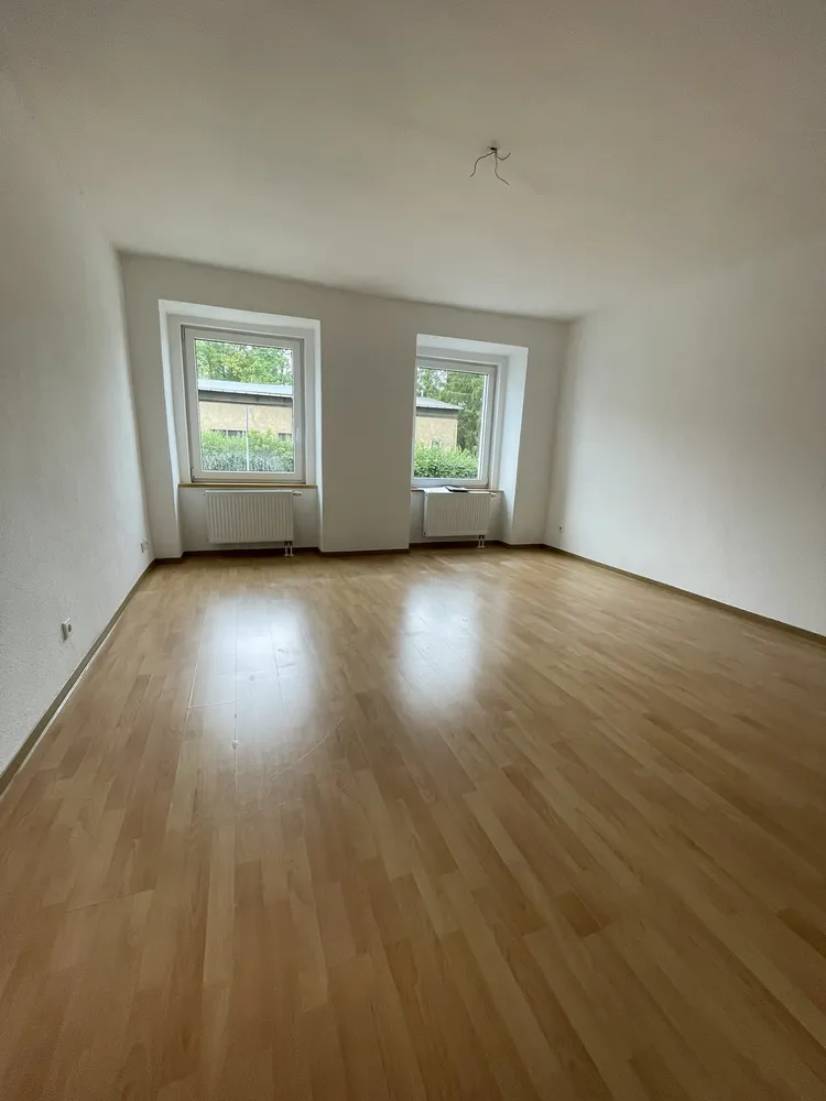 1 Zimmer Wohnung mit 49 m² in Plauen – Bild 2