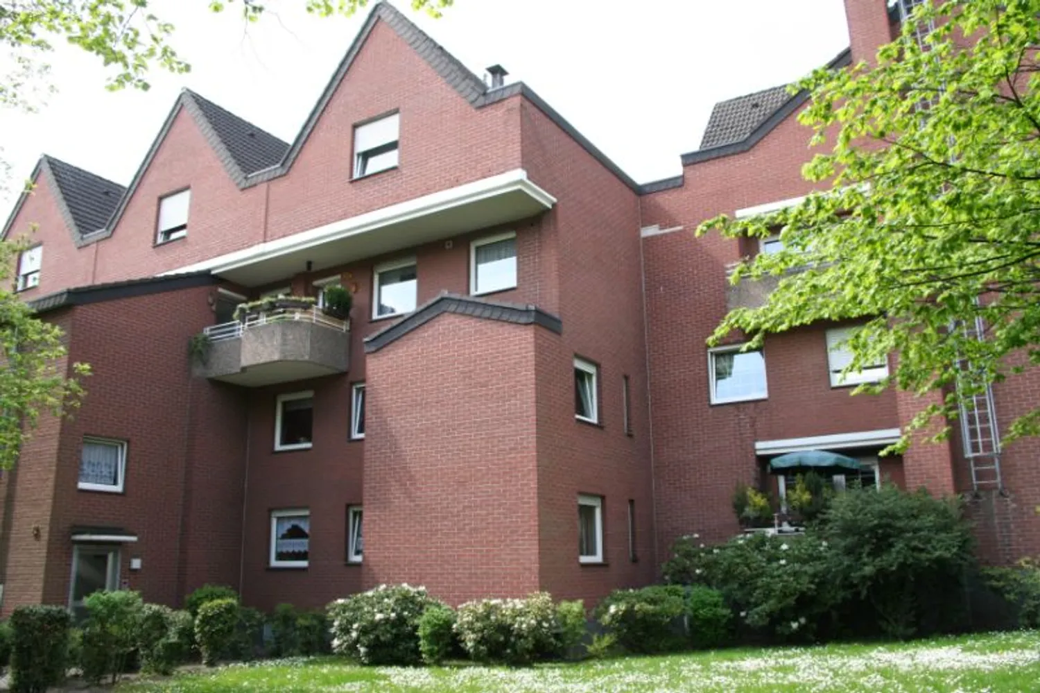 4 Zimmer Wohnung mit 101 m² in Bielefeld – Bild 1