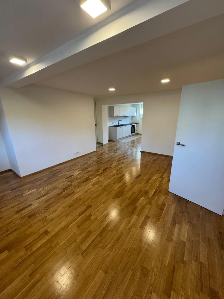 2 Zimmer Wohnung mit 71 m² in Saarbrücken – Bild 1