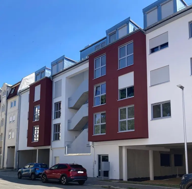 4 Zimmer Wohnung mit 103 m² in Gera – Bild 1