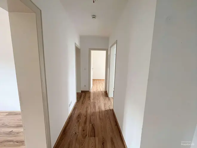 3 Zimmer Wohnung mit 65 m² in Krefeld – Bild 2