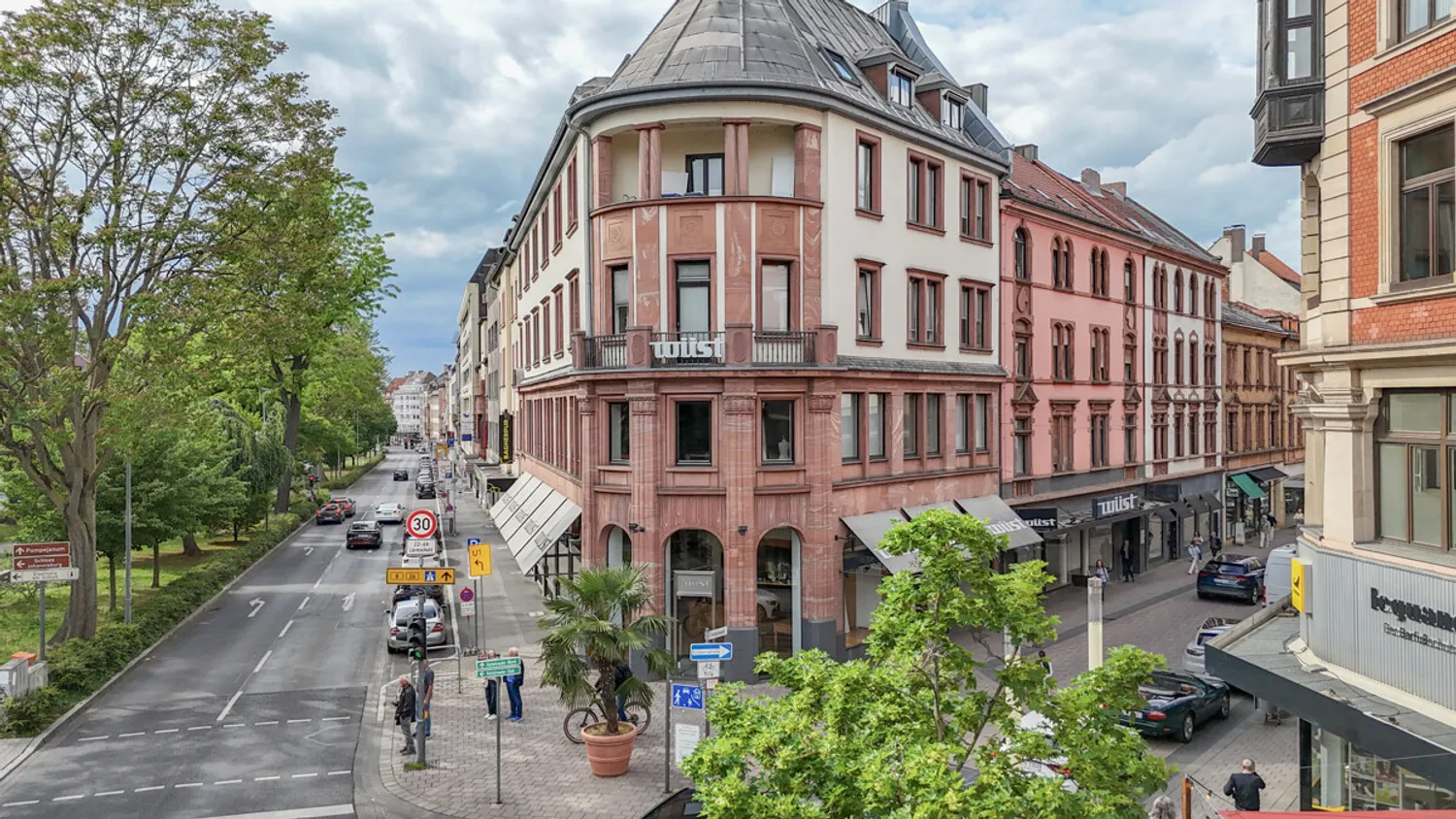4 Zimmer Wohnung mit 105 m² in Aschaffenburg – Bild 2