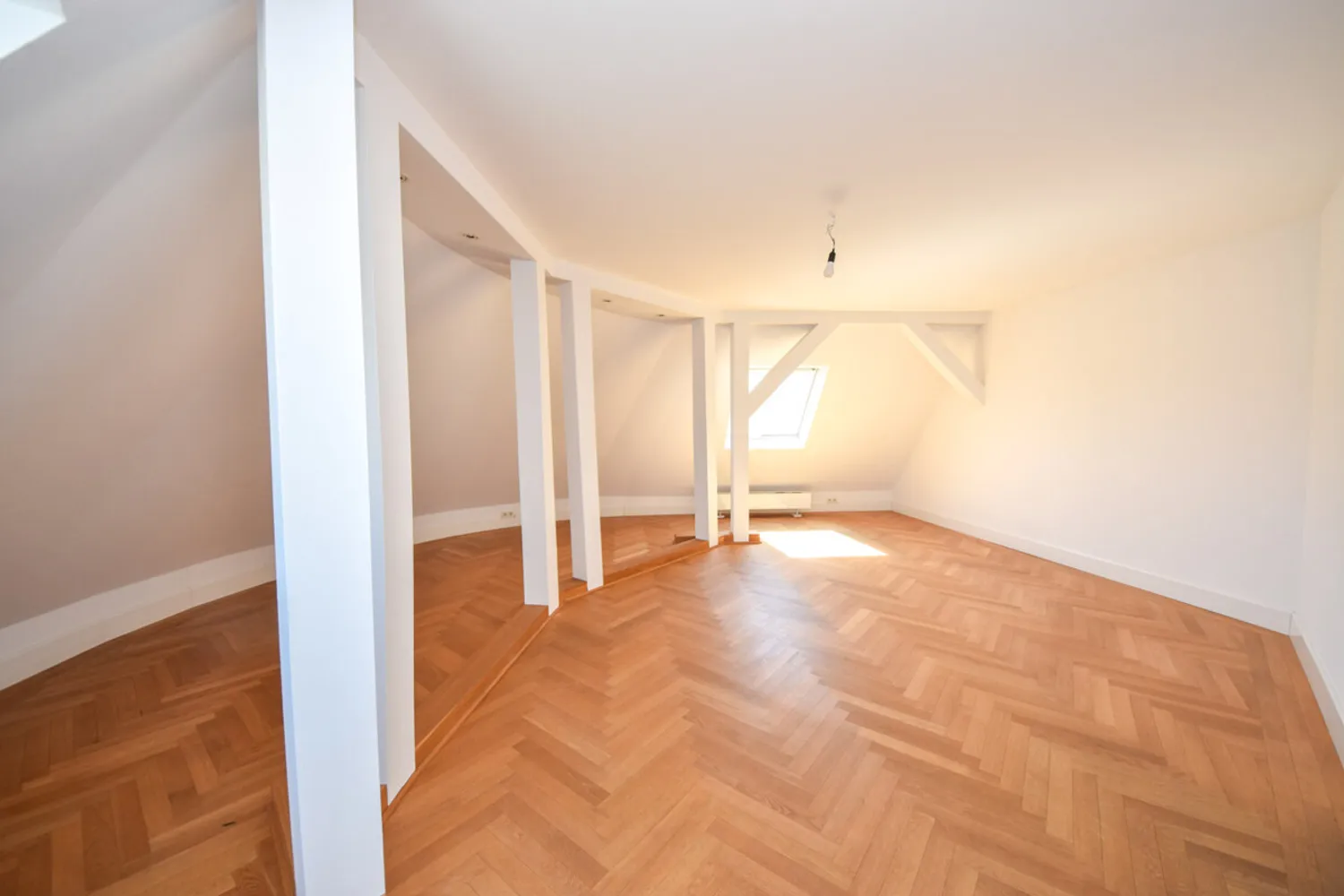 4 Zimmer Wohnung mit 105 m² in Aschaffenburg – Bild 4
