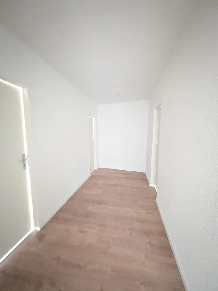 5 Zimmer Wohnung mit 103 m² in Halle (Saale) – Bild 12