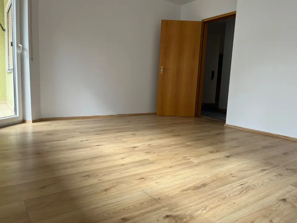 3 Zimmer Wohnung mit 78 m² in Würzburg – Bild 4