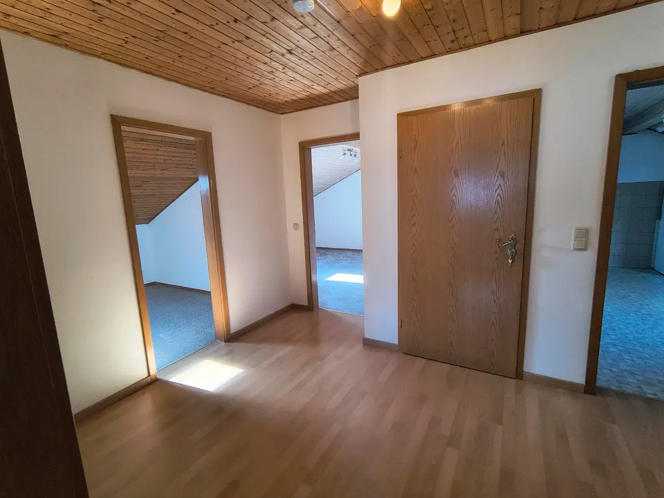 3 Zimmer Wohnung mit 85 m² in Erding – Bild 2