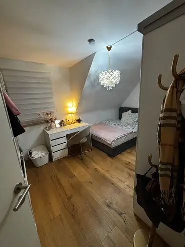 4 Zimmer Wohnung mit 77 m² in Stuttgart – Bild 7