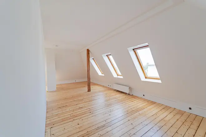 4 Zimmer Wohnung mit 110 m² in Lübeck – Bild 1