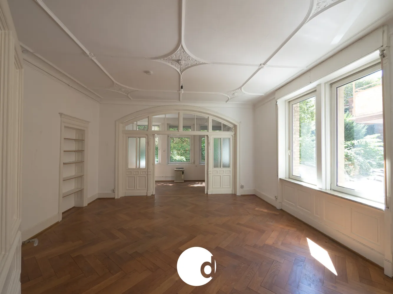6 Zimmer Wohnung mit 230 m² in Stuttgart – Bild 1