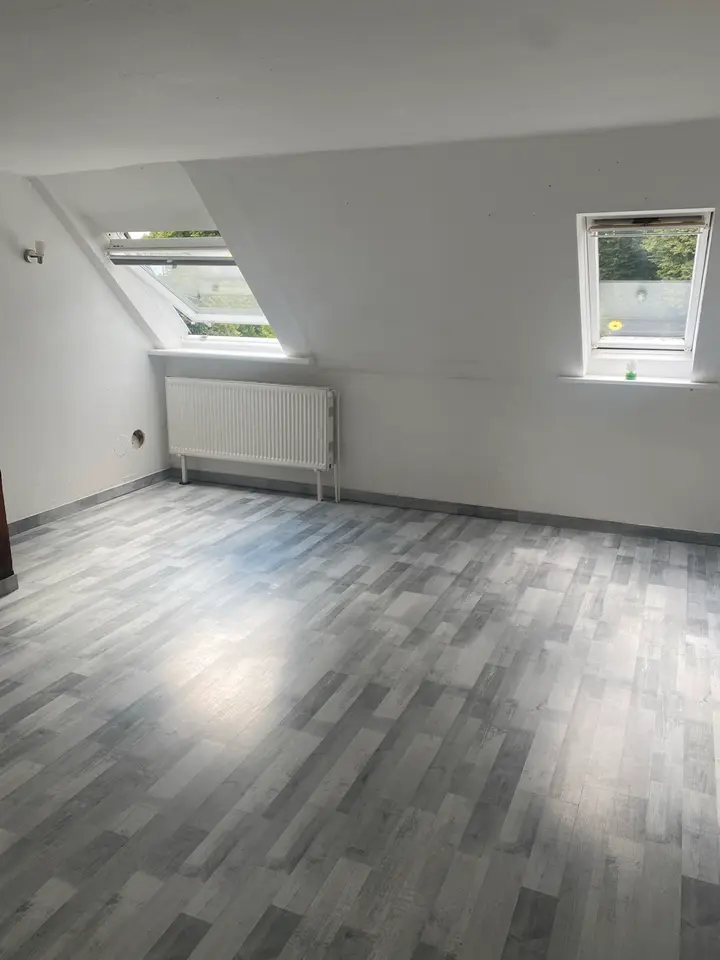 4 Zimmer Wohnung mit 90 m² in Neumünster – Bild 2