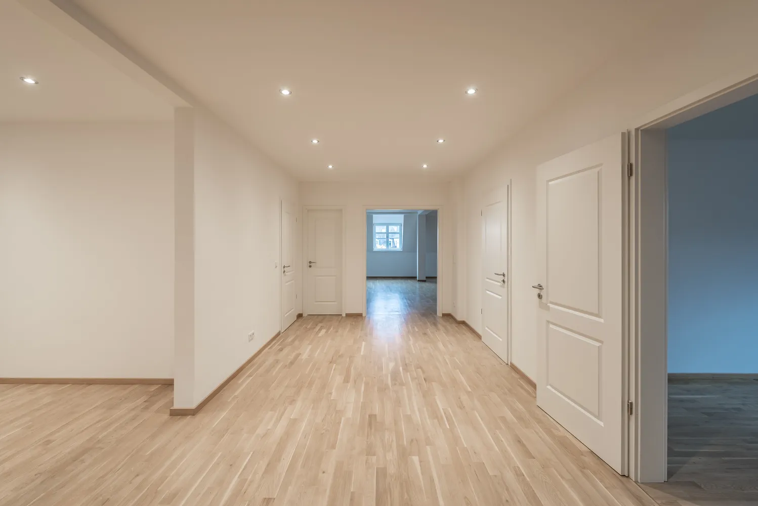 4 Zimmer Wohnung mit 195 m² in Leipzig – Bild 3