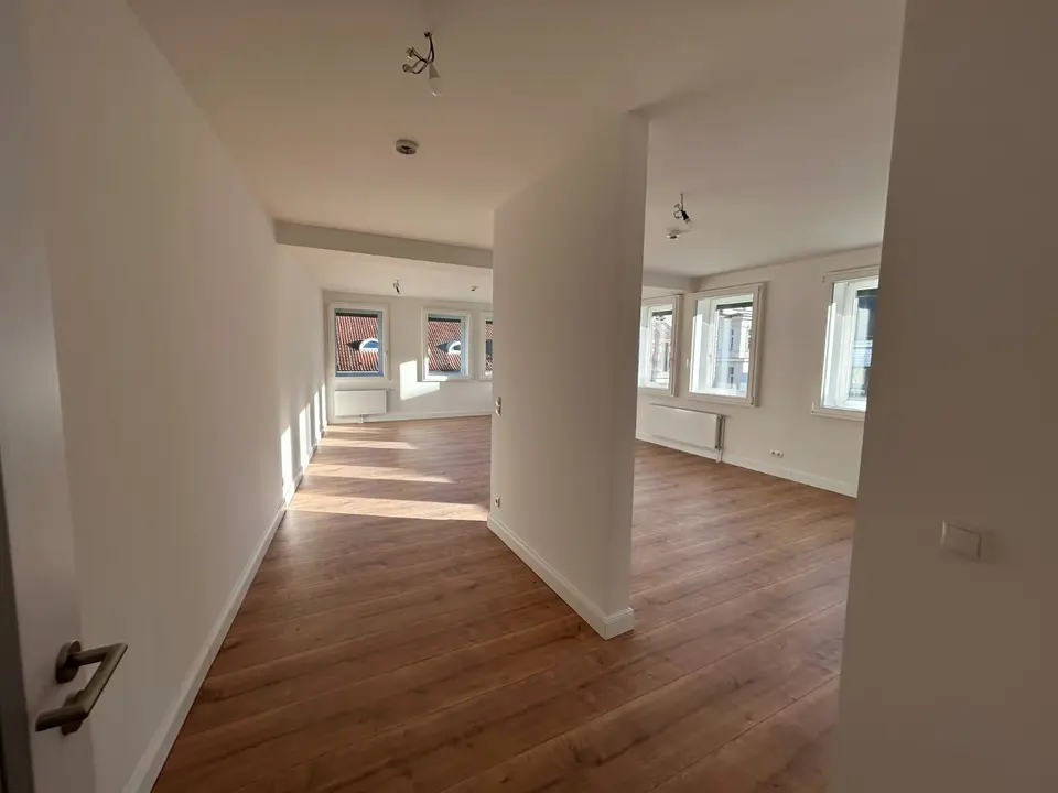 2 Zimmer Wohnung mit 55 m² in Schwerin – Bild 1