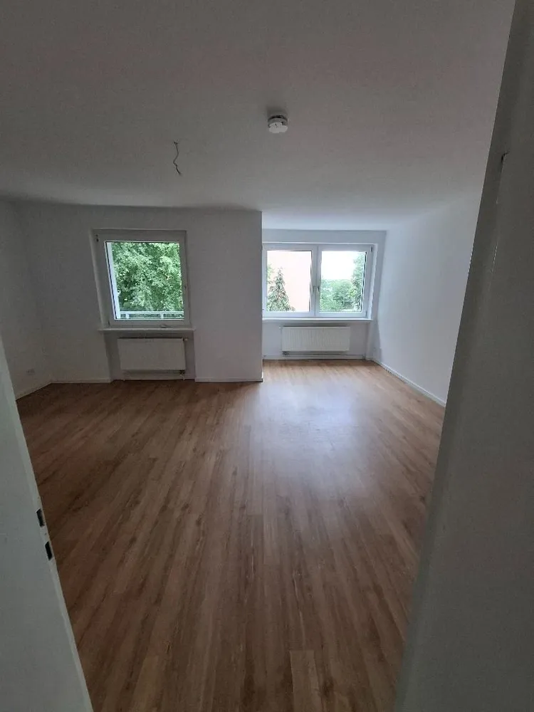 4 Zimmer Wohnung mit 91 m² in Garbsen – Bild 1