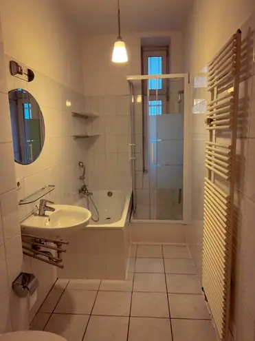 WG-Zimmer mit 25 m² in Frankfurt am Main – Bild 1