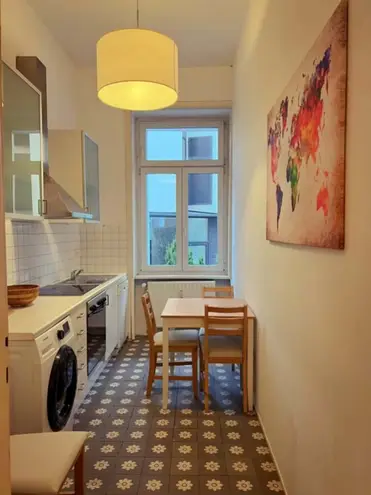 WG-Zimmer mit 25 m² in Frankfurt am Main – Bild 5