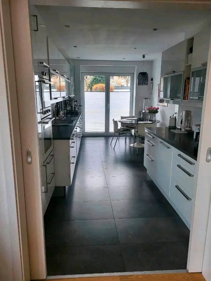 10 Zimmer Haus mit 313 m² in Bonn – Bild 3
