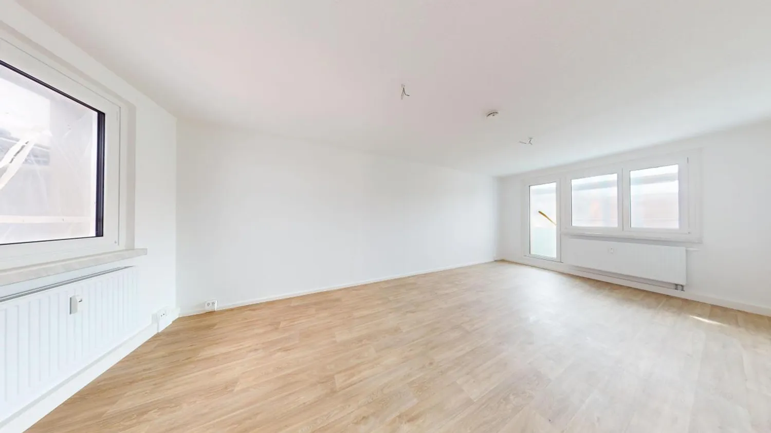 2 Zimmer Wohnung mit 75 m² in Halle (Saale) – Bild 2