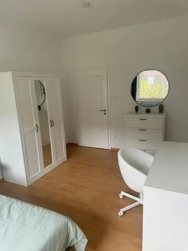 WG-Zimmer mit 20 m² in Düsseldorf – Bild 3