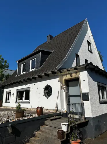 6 Zimmer Haus mit 125 m² in Siegen – Bild 1
