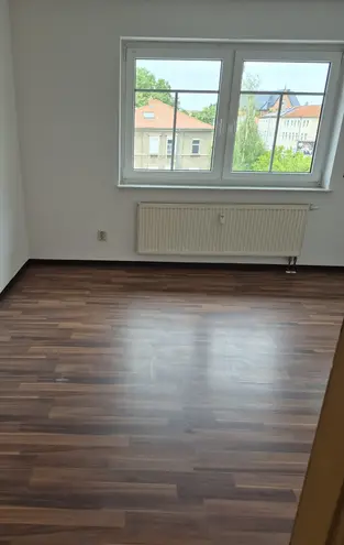 4 Zimmer Wohnung mit 80 m² in Dresden – Bild 4