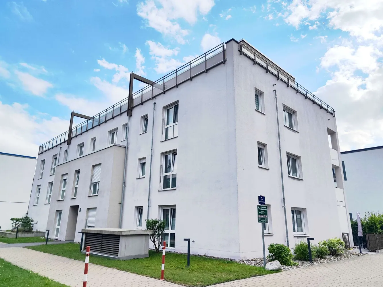 3 Zimmer Wohnung mit 176 m² in Augsburg – Bild 1