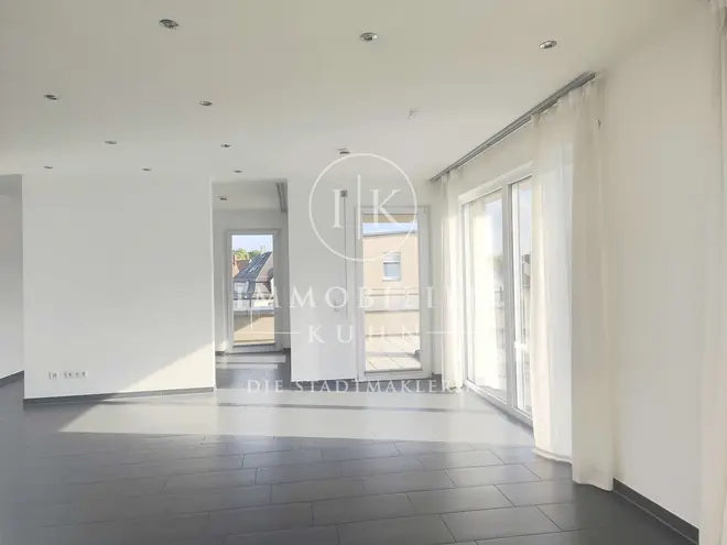 3 Zimmer Wohnung mit 176 m² in Augsburg – Bild 3