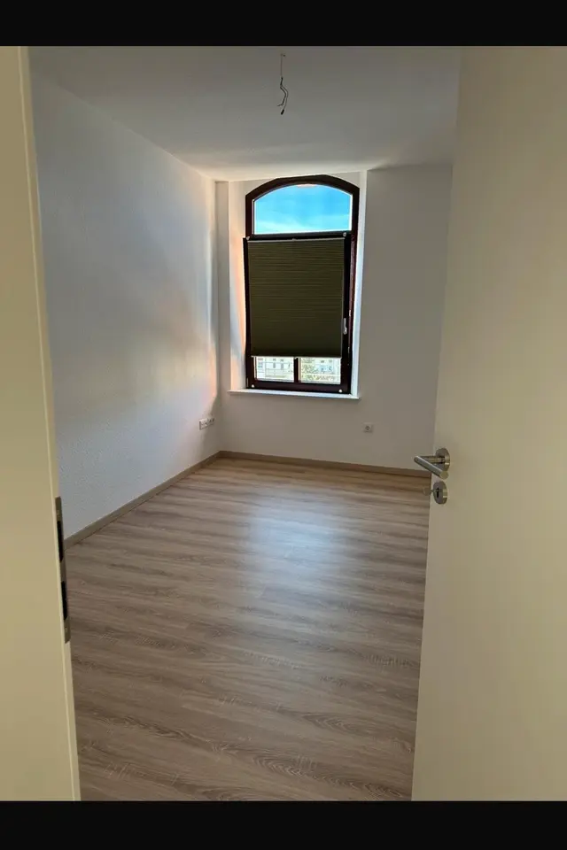 4 Zimmer Wohnung mit 102 m² in Plauen – Bild 6