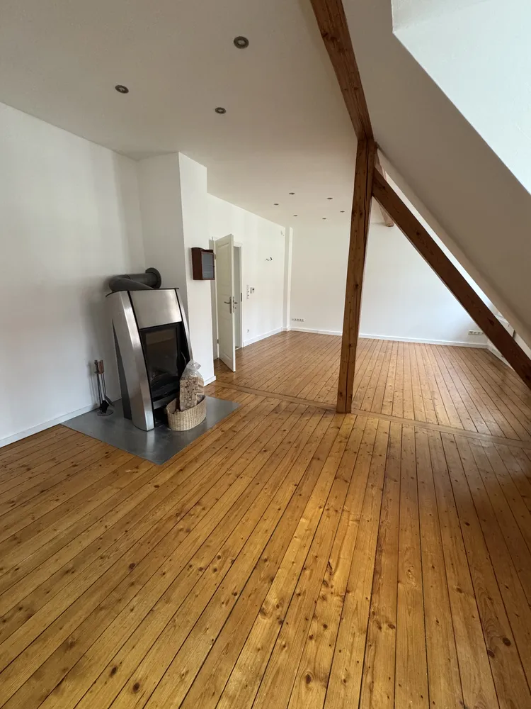 3 Zimmer Wohnung mit 113 m² in Wiesbaden – Bild 1
