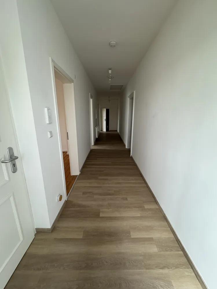 3 Zimmer Wohnung mit 113 m² in Wiesbaden – Bild 2