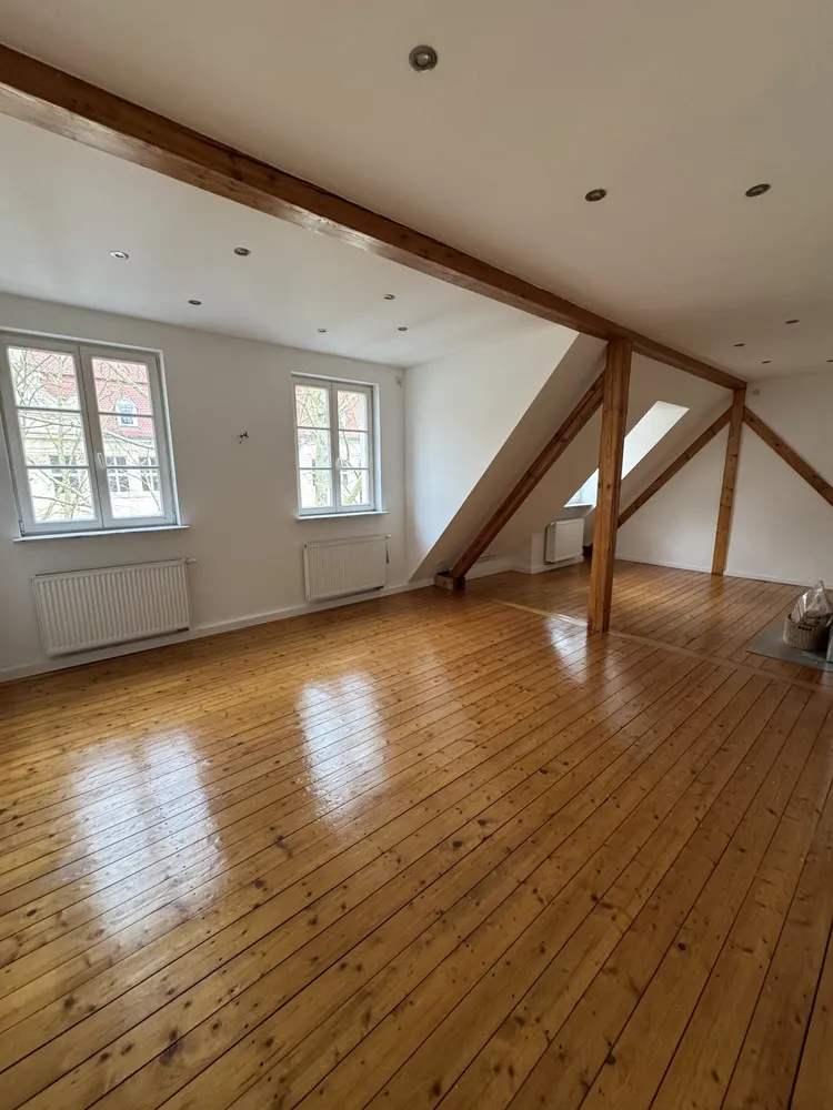 3 Zimmer Wohnung mit 113 m² in Wiesbaden – Bild 3