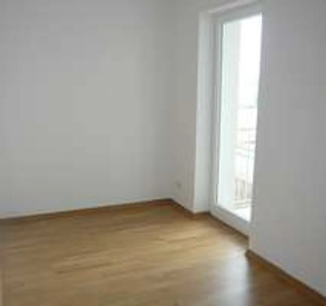 3 Zimmer Wohnung mit 107 m² in Berlin – Bild 6