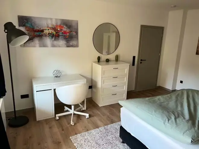 WG-Zimmer mit 25 m² in Frankfurt am Main – Bild 1