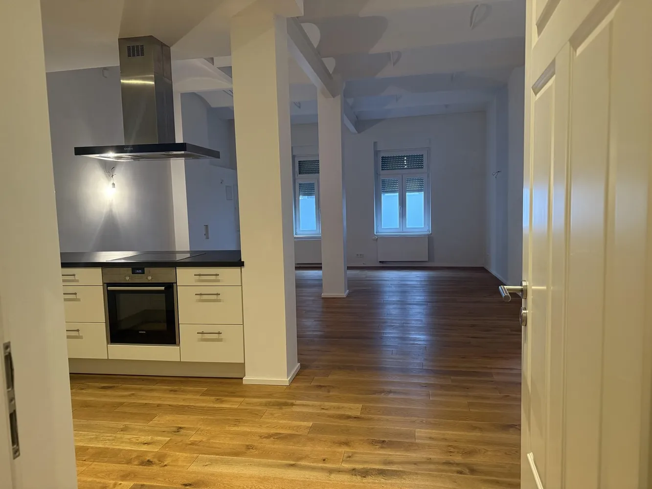 4 Zimmer Haus mit 120 m² in Frankfurt am Main – Bild 1