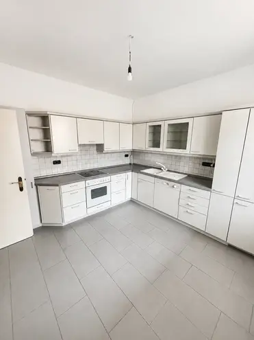 4 Zimmer Wohnung mit 115 m² in Gießen – Bild 2