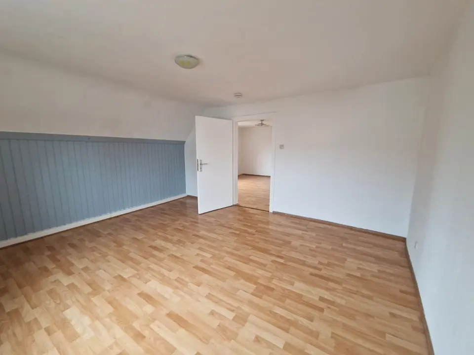 5 Zimmer Wohnung mit 90 m² in Offenbach – Bild 1