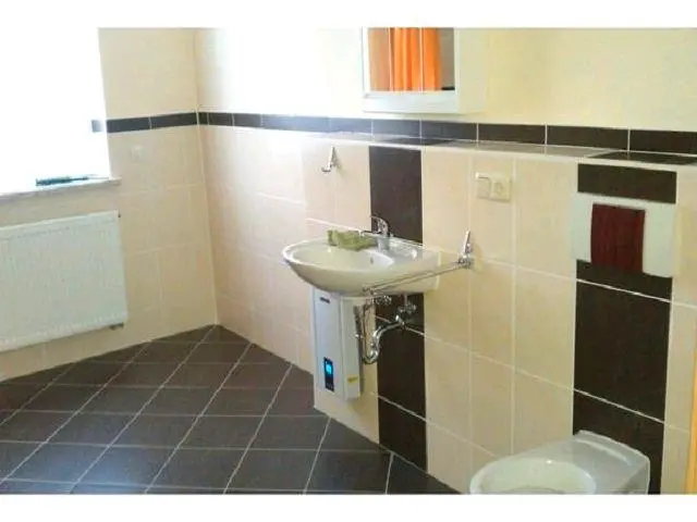 2 Zimmer Wohnung mit 80 m² in Plauen – Bild 4