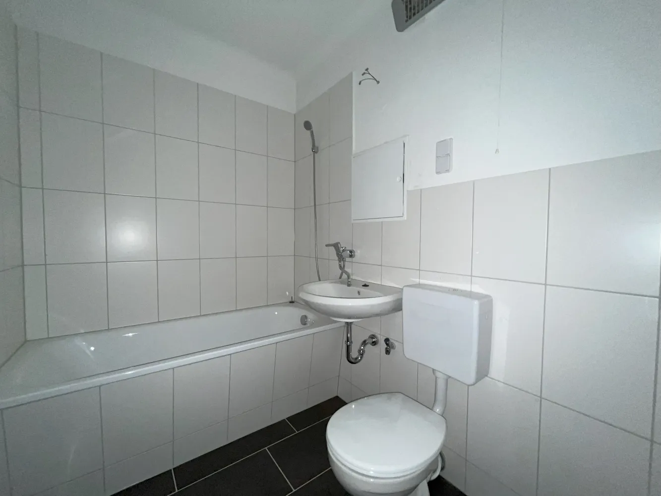 4 Zimmer Wohnung mit 61 m² in Nordhausen – Bild 2