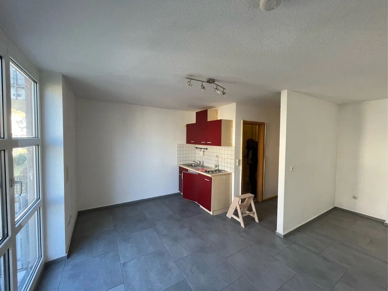 1 Zimmer Wohnung mit 26 m² in Erlangen – Bild 2
