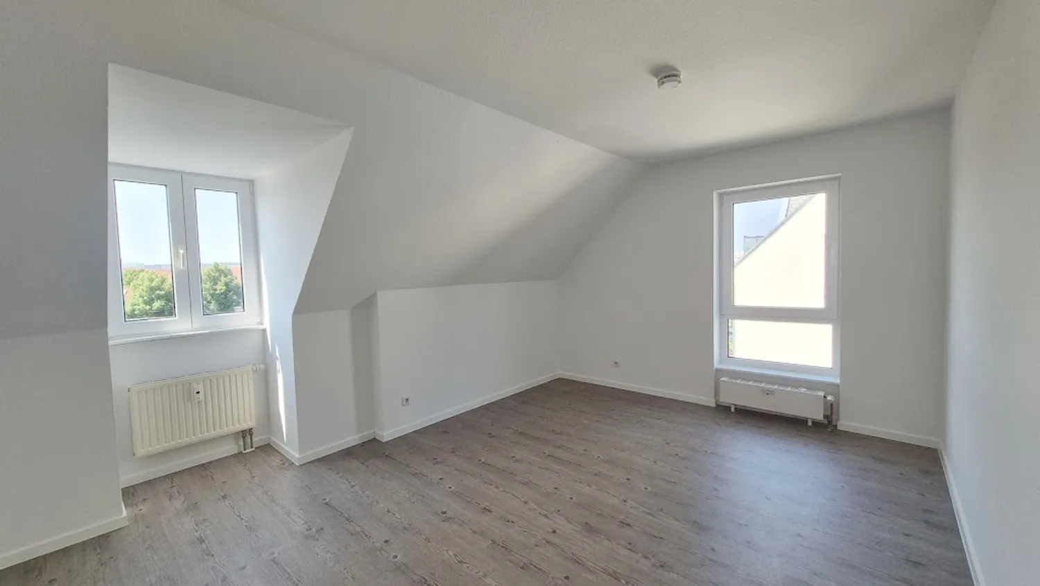 4 Zimmer Wohnung mit 102 m² in Erfurt – Bild 4