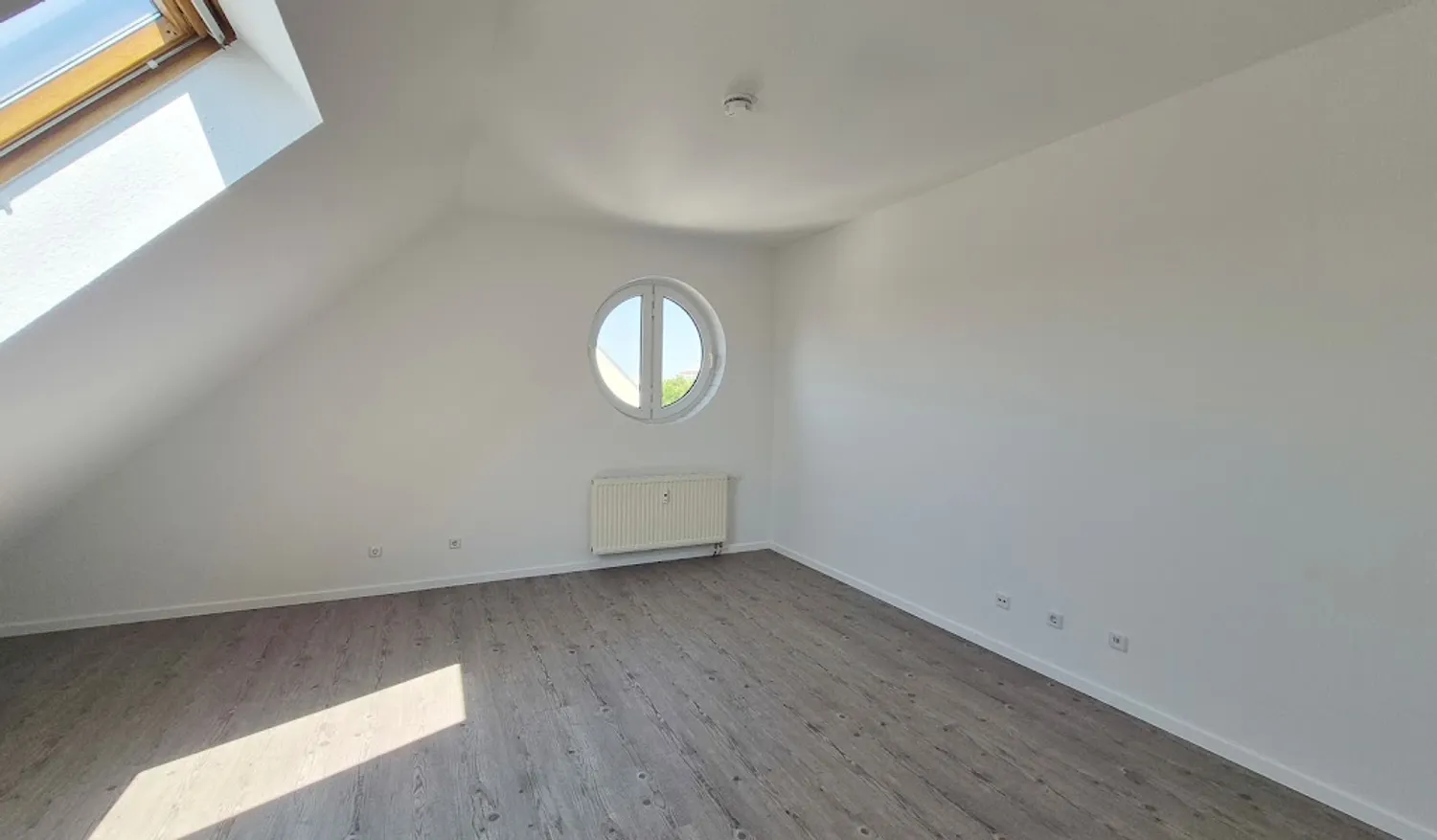 4 Zimmer Wohnung mit 102 m² in Erfurt – Bild 9