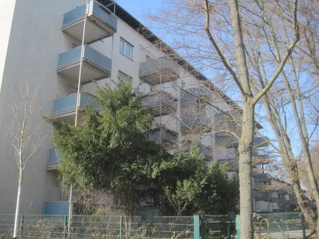4 Zimmer Wohnung mit 83 m² in Frankfurt am Main – Bild 3