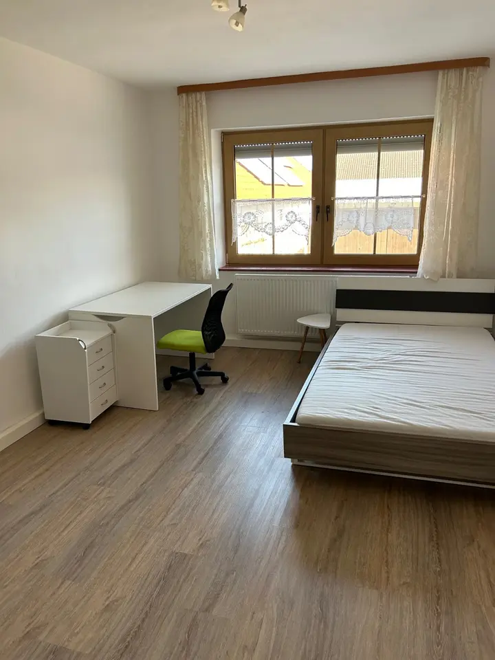 WG-Zimmer mit 12 m² in Freising – Bild 1