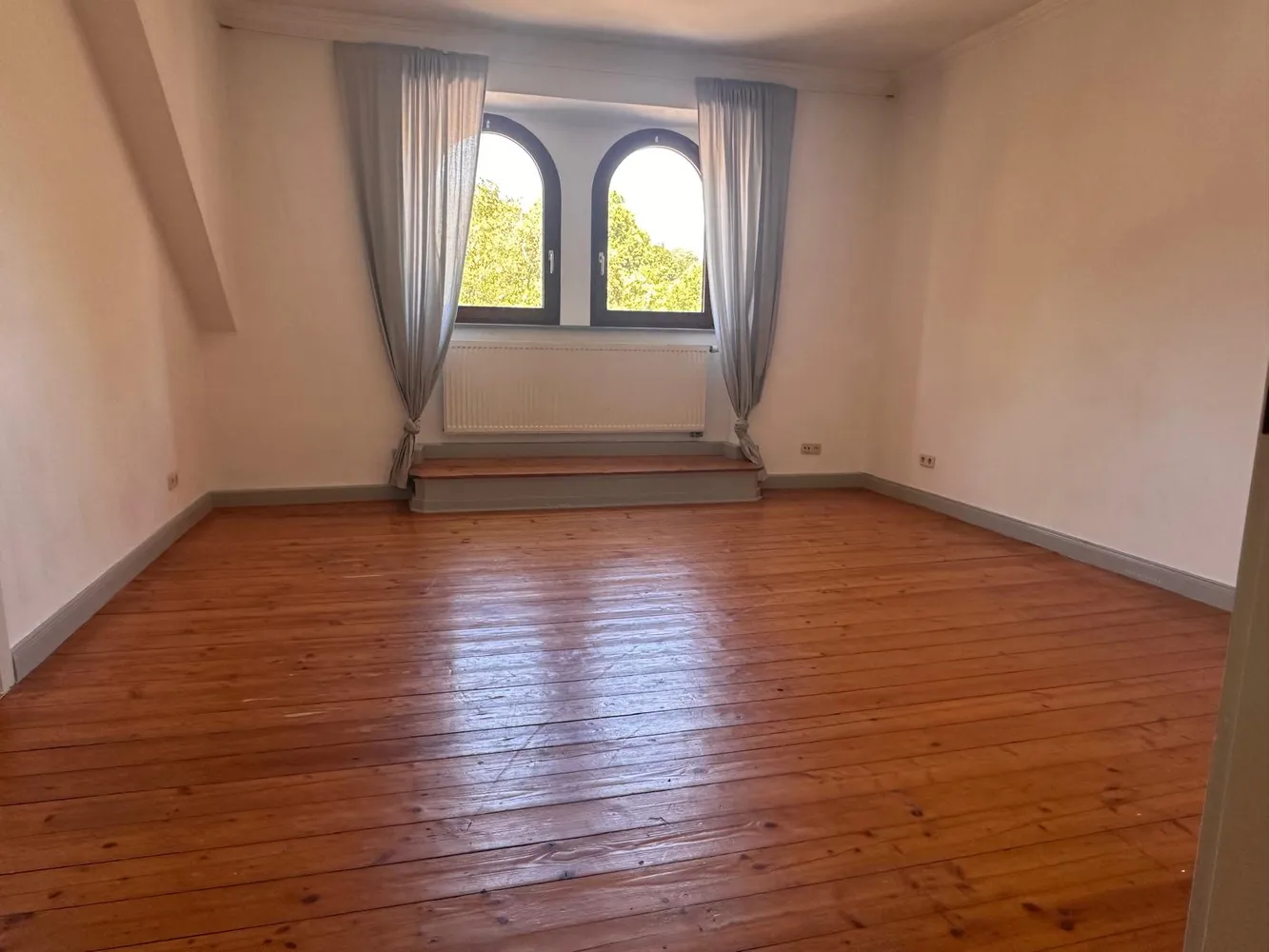 2 Zimmer Wohnung mit 130 m² in Kaiserslautern – Bild 3